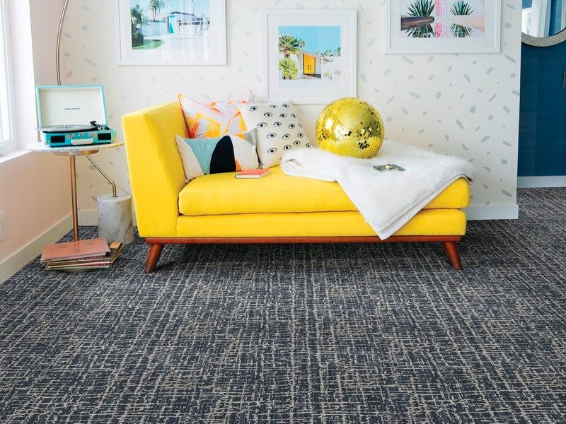 What are the different carpet flooring fibers?